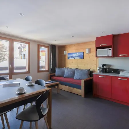 Travelski Select - Backgammon Apartment